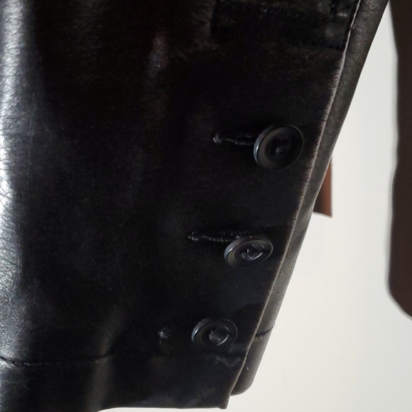 Jacket - Picture 3 of 4